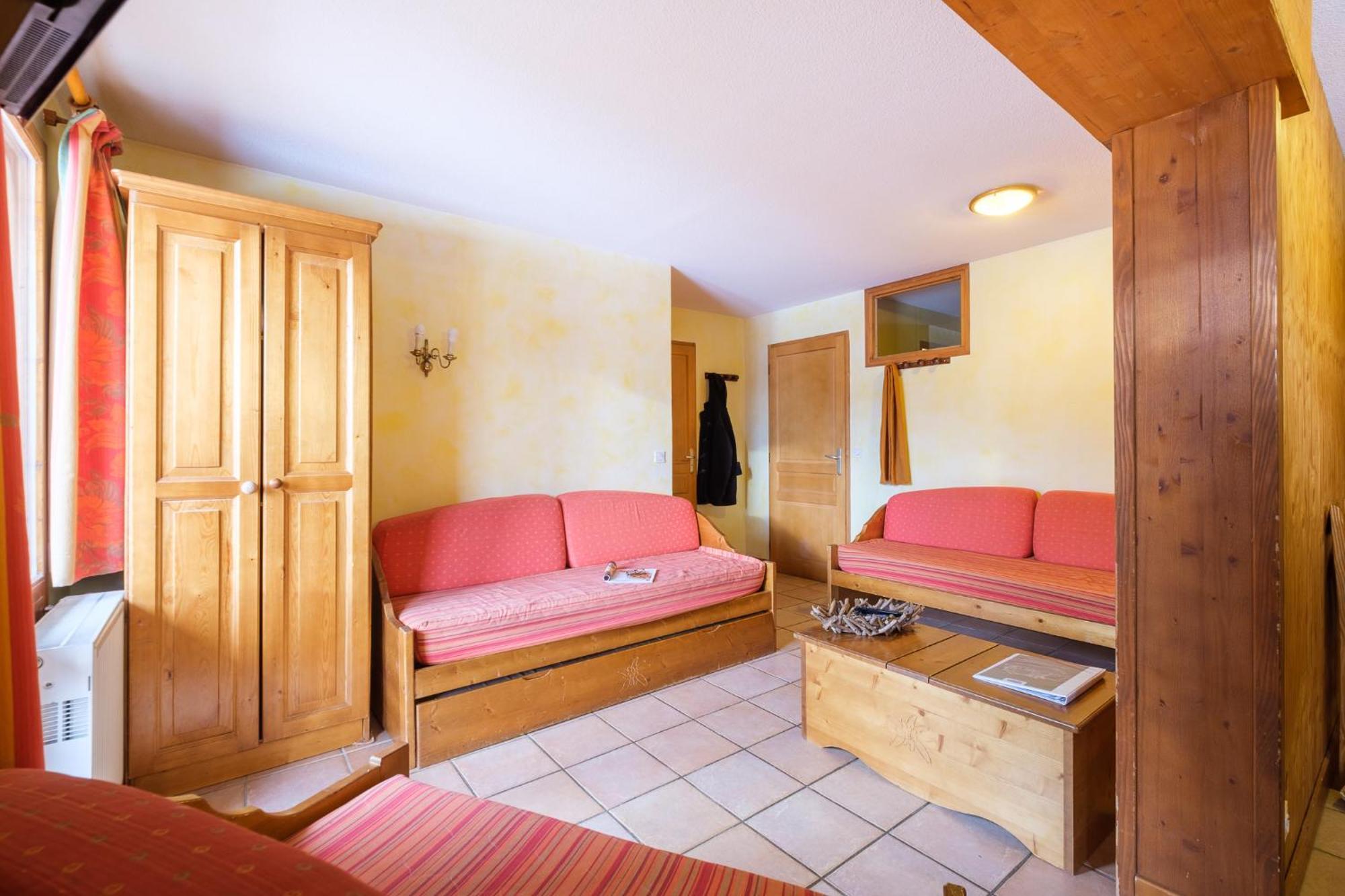 Residence Les Balcons De Val Cenis Le Haut ล็องส์เลอวิลลาร์ ภายนอก รูปภาพ