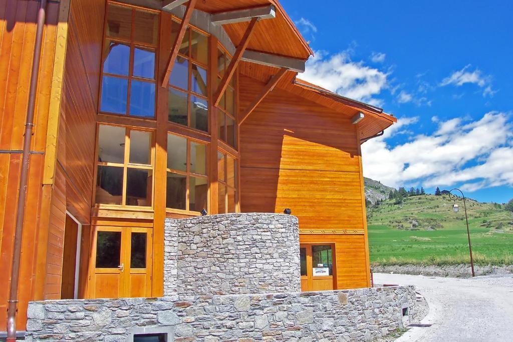 Residence Les Balcons De Val Cenis Le Haut ล็องส์เลอวิลลาร์ ภายนอก รูปภาพ